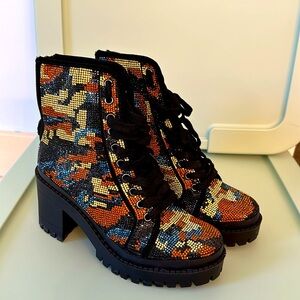 Steve Madden “pass” rhinestone boots new